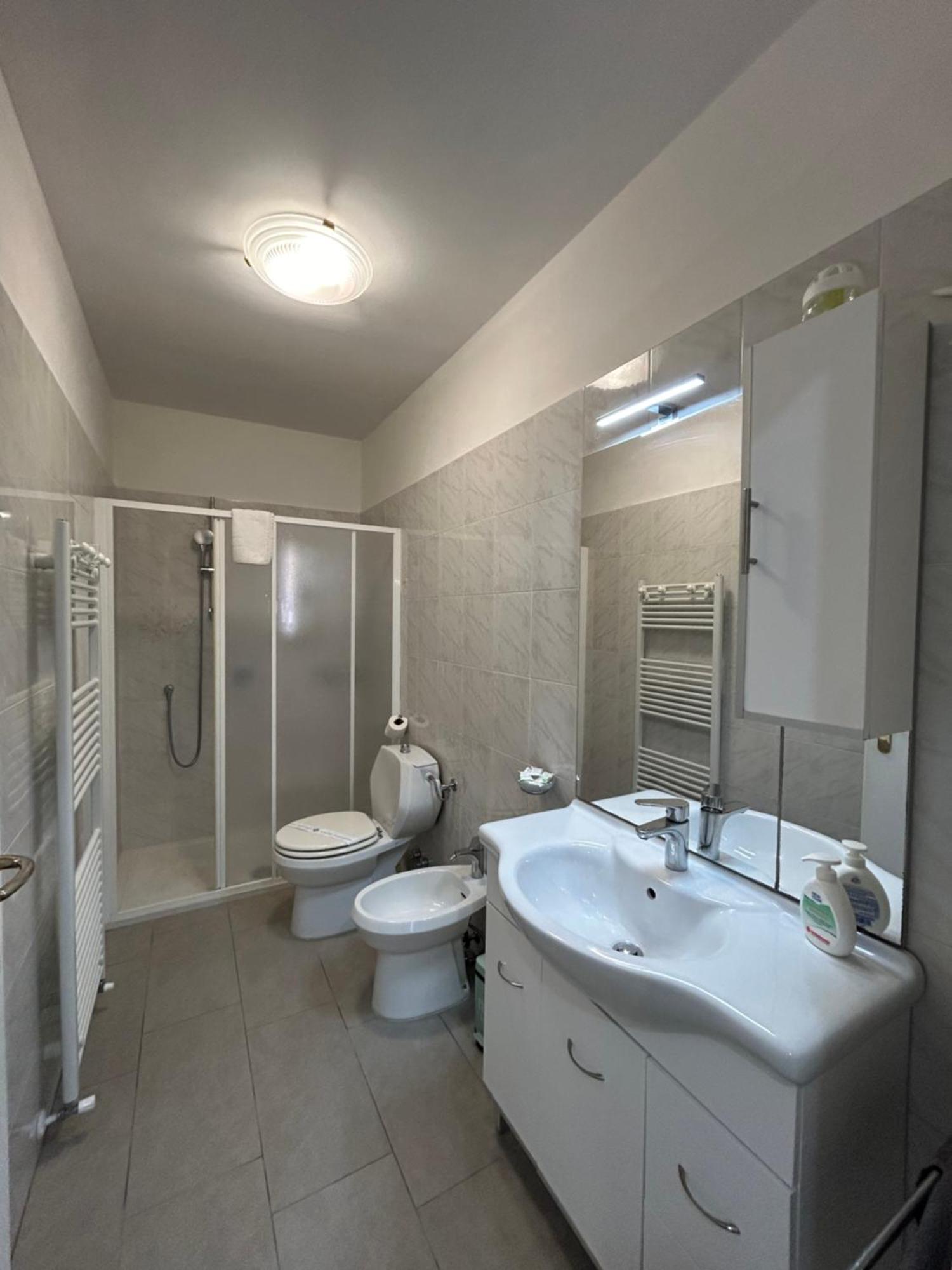 In Via Venti Apartment Специя Екстериор снимка