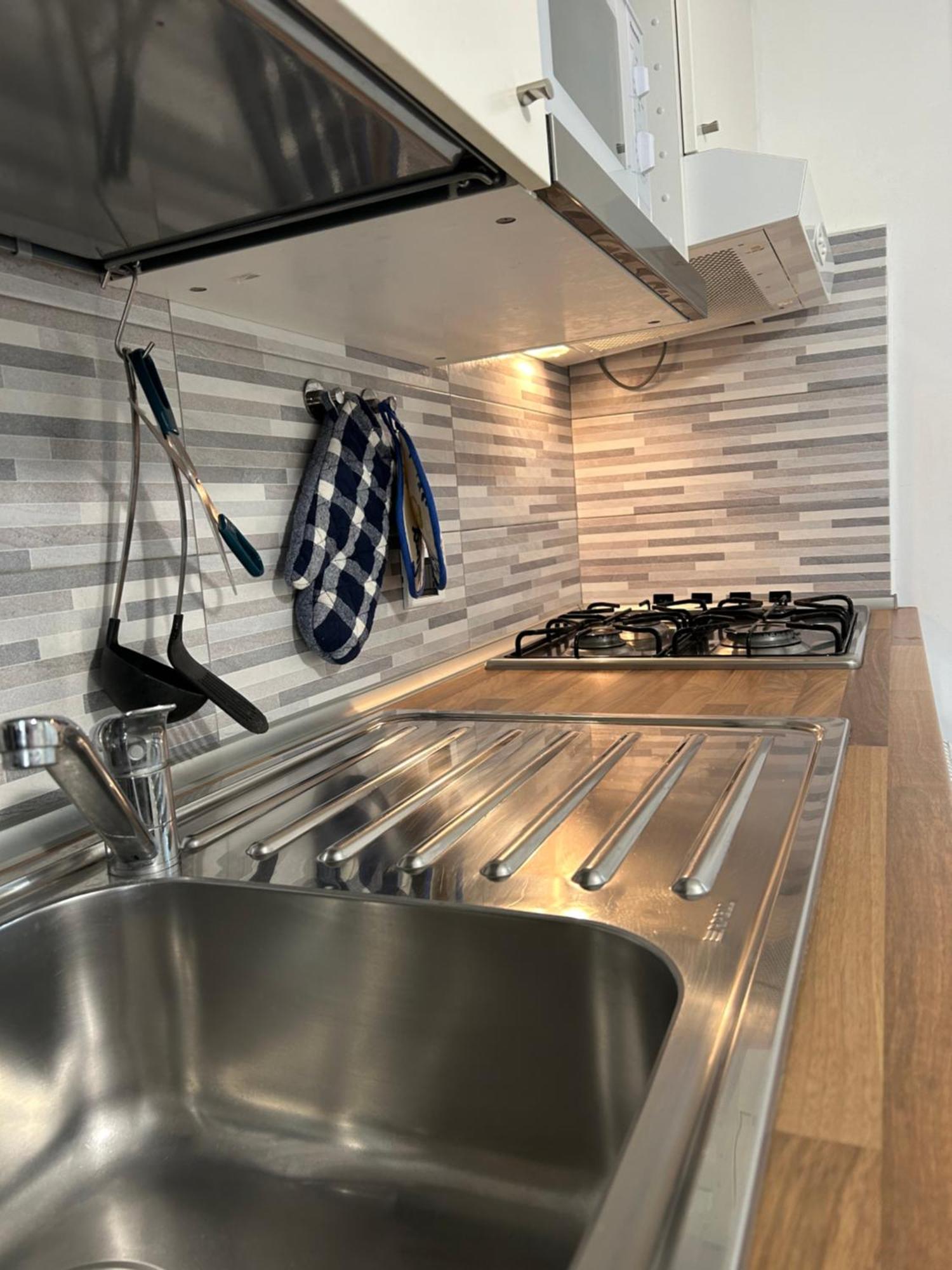 In Via Venti Apartment Специя Екстериор снимка
